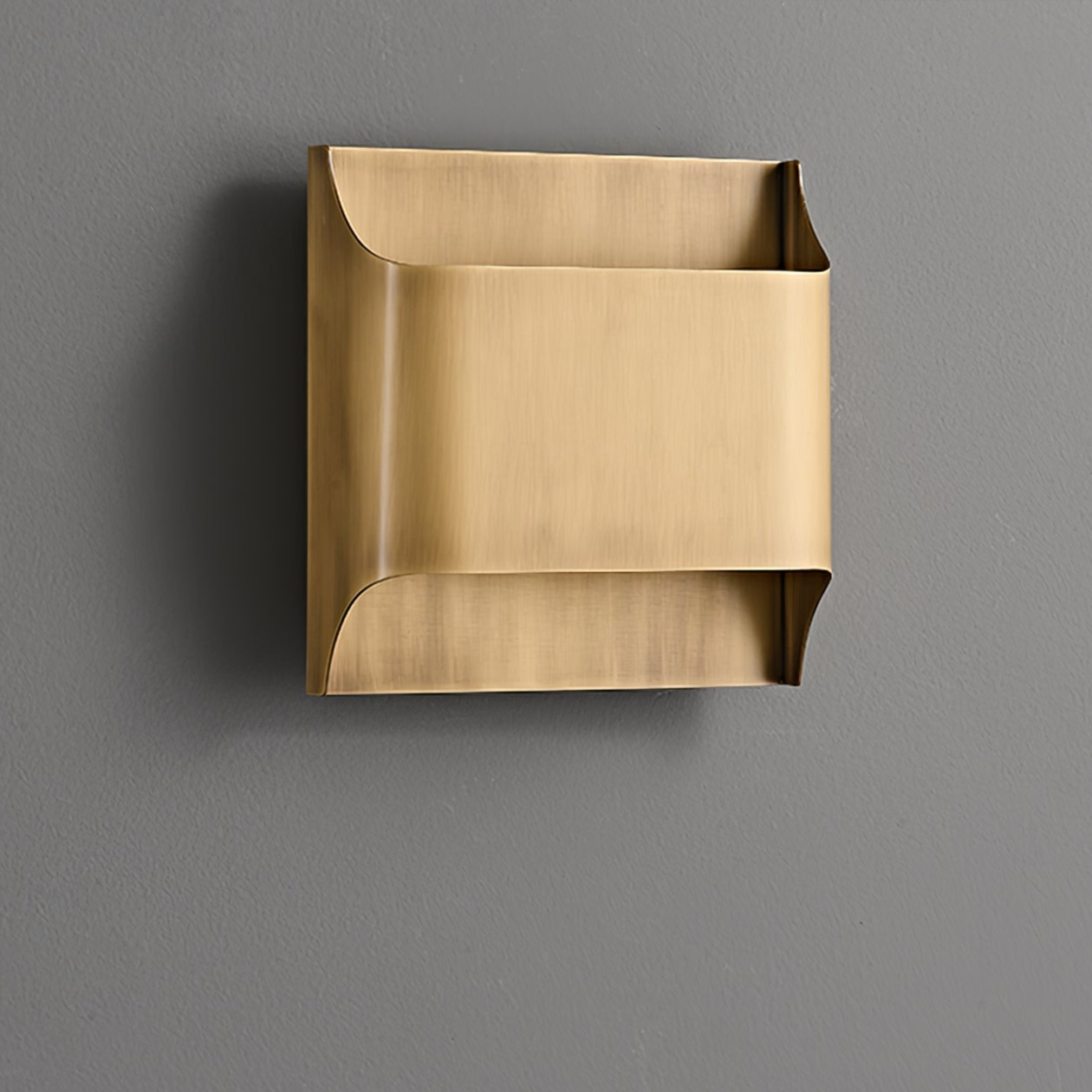 Brass Wall Lamp With Vintage Finish And Oil Coating NALANI