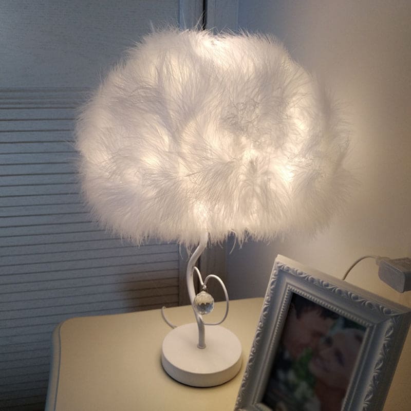 Scandinavian Feather Cloud Table Lamp for Romantic Ambiance NALANI