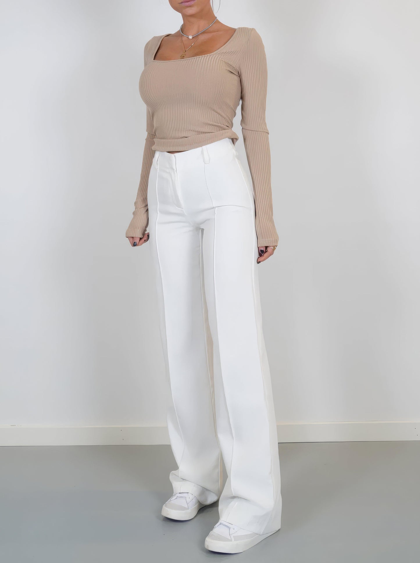 Nalani | Women's High-Waisted Wide-Leg Trousers - Tailored Fit - Full Length - Elegant & Versatile