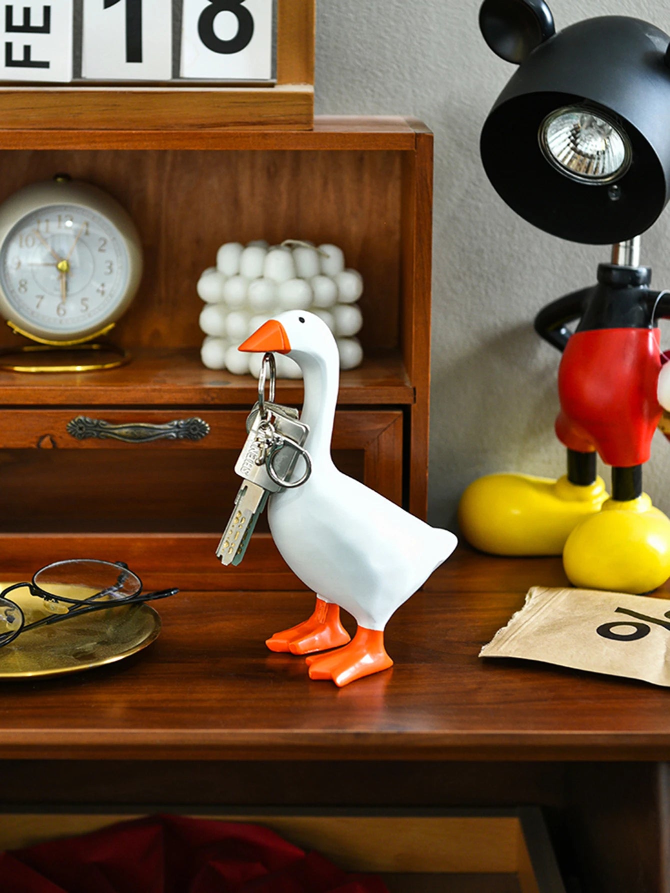 Magnetic Goose Keychain Home Decoration Resin Duck Sculpture for Desk NaLani