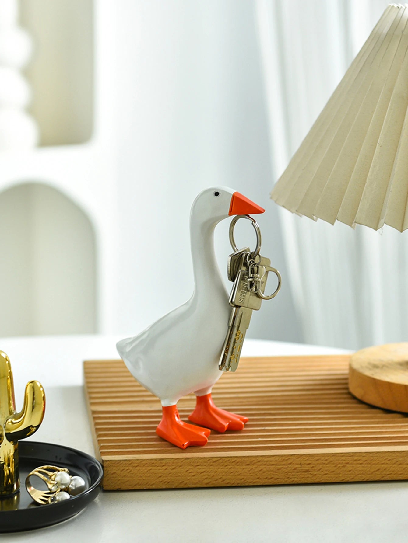 Magnetic Goose Keychain Home Decoration Resin Duck Sculpture for Desk NaLani