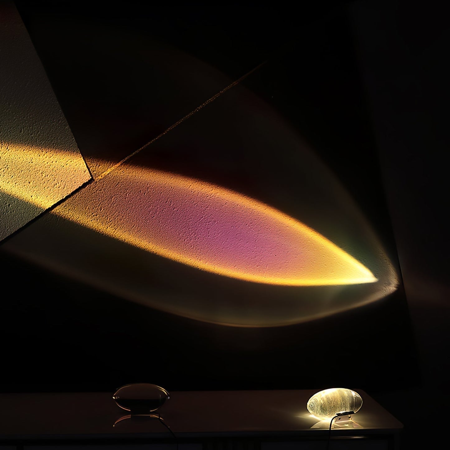 Elegant Atman Tablelamp for Modern Stylish Interior Lighting Blue violet light Ø 16 cm x Length 8 cm NALANI
