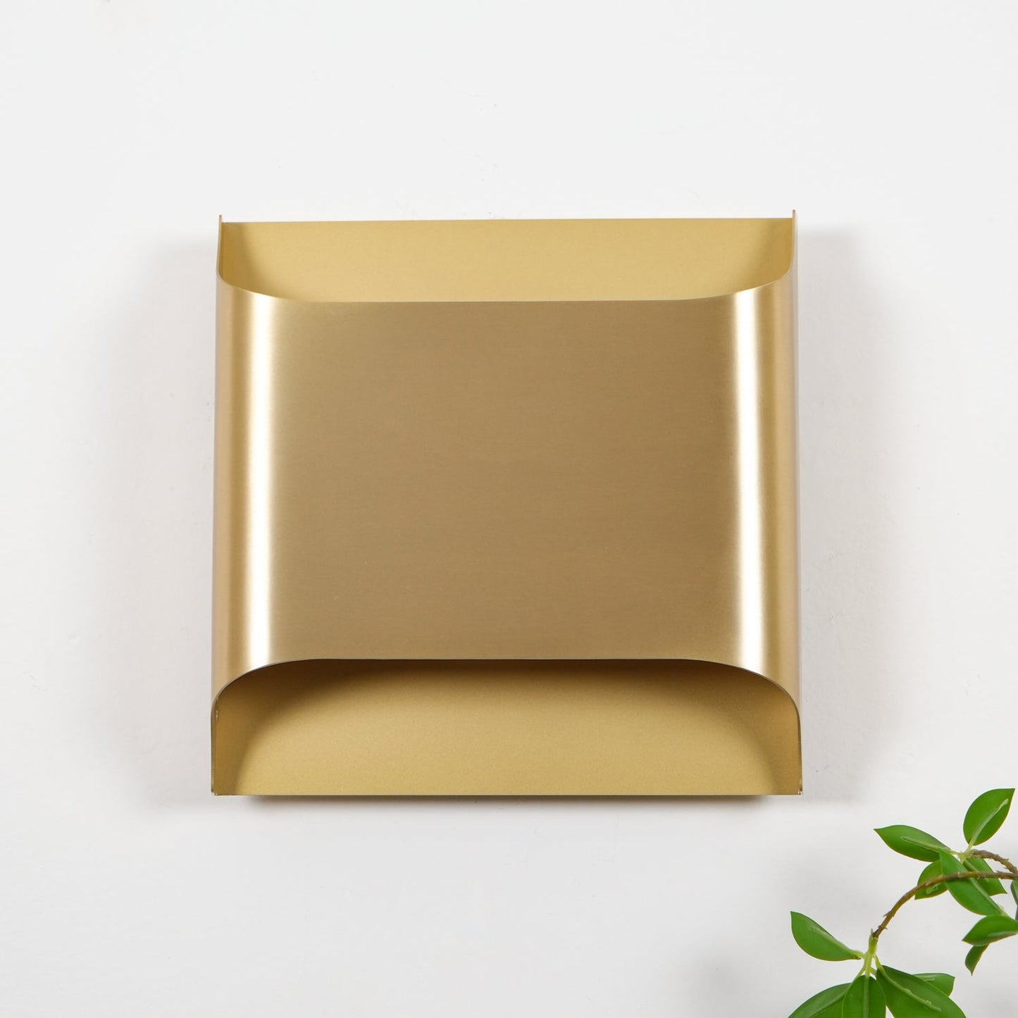 Brass Wall Lamp With Vintage Finish And Oil Coating NALANI