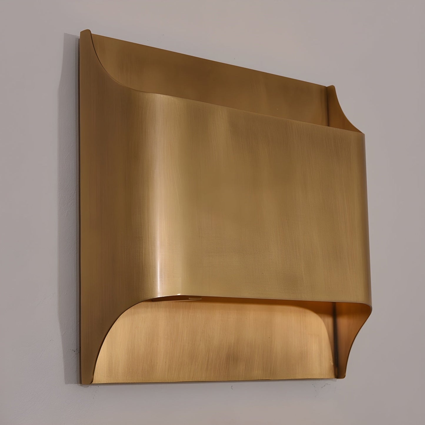 Brass Wall Lamp With Vintage Finish And Oil Coating NALANI