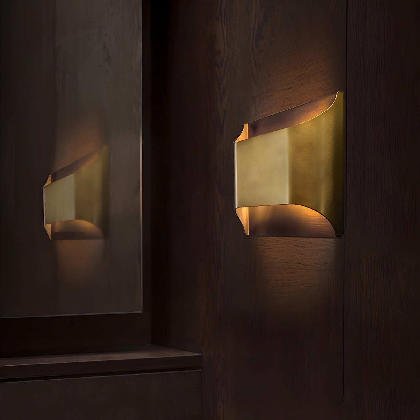 Brass Wall Lamp With Vintage Finish And Oil Coating NALANI