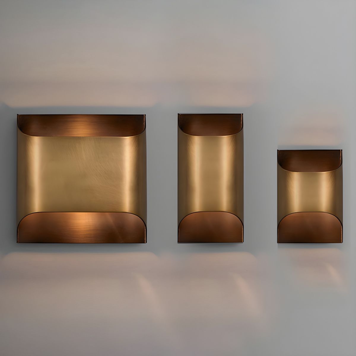 Brass Wall Lamp With Vintage Finish And Oil Coating NALANI