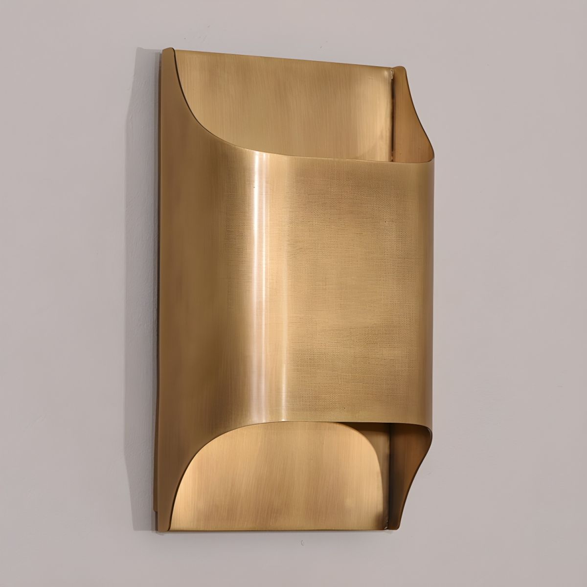 Brass Wall Lamp With Vintage Finish And Oil Coating NALANI