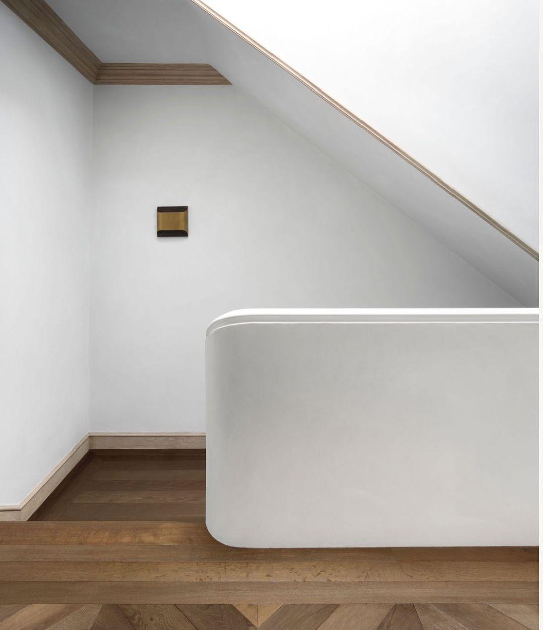 Brass Wall Lamp With Vintage Finish And Oil Coating NALANI