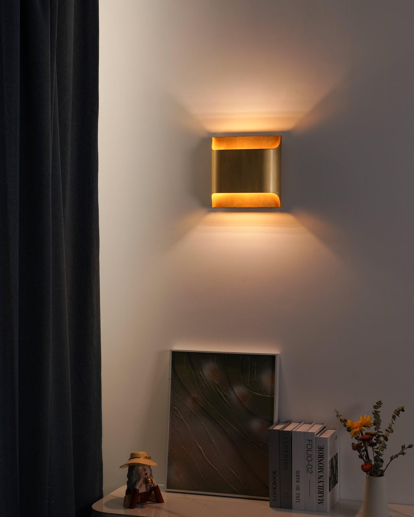 Brass Wall Lamp With Vintage Finish And Oil Coating NALANI