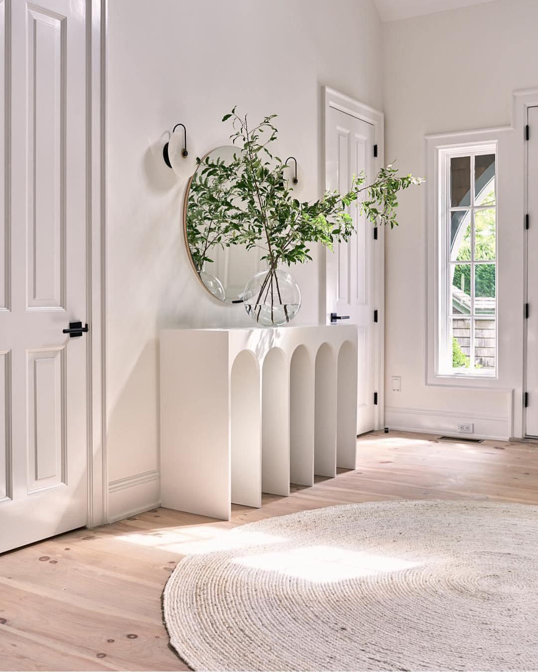 Alabaster LED Wall Sconce With Warm Ambient Glow Lighting NALANI