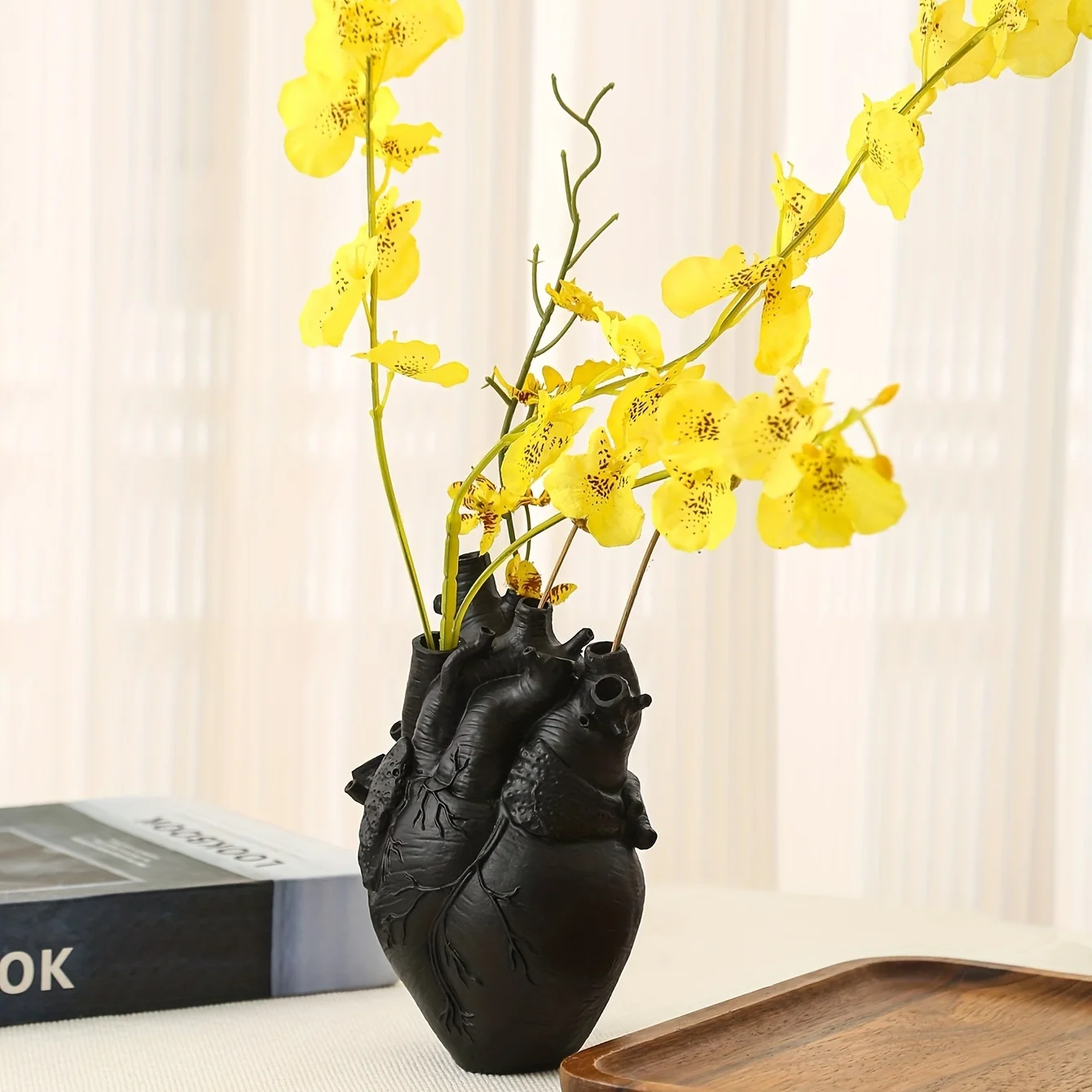 Anatomical Heart Shaped Vase for Fresh or Dried Flowers Black NALANI