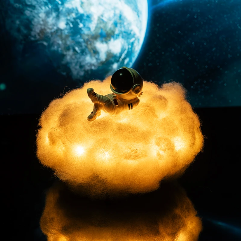 Astronaut Cloud Light Color Changing Night Lamp for Cozy Vibes NaLani