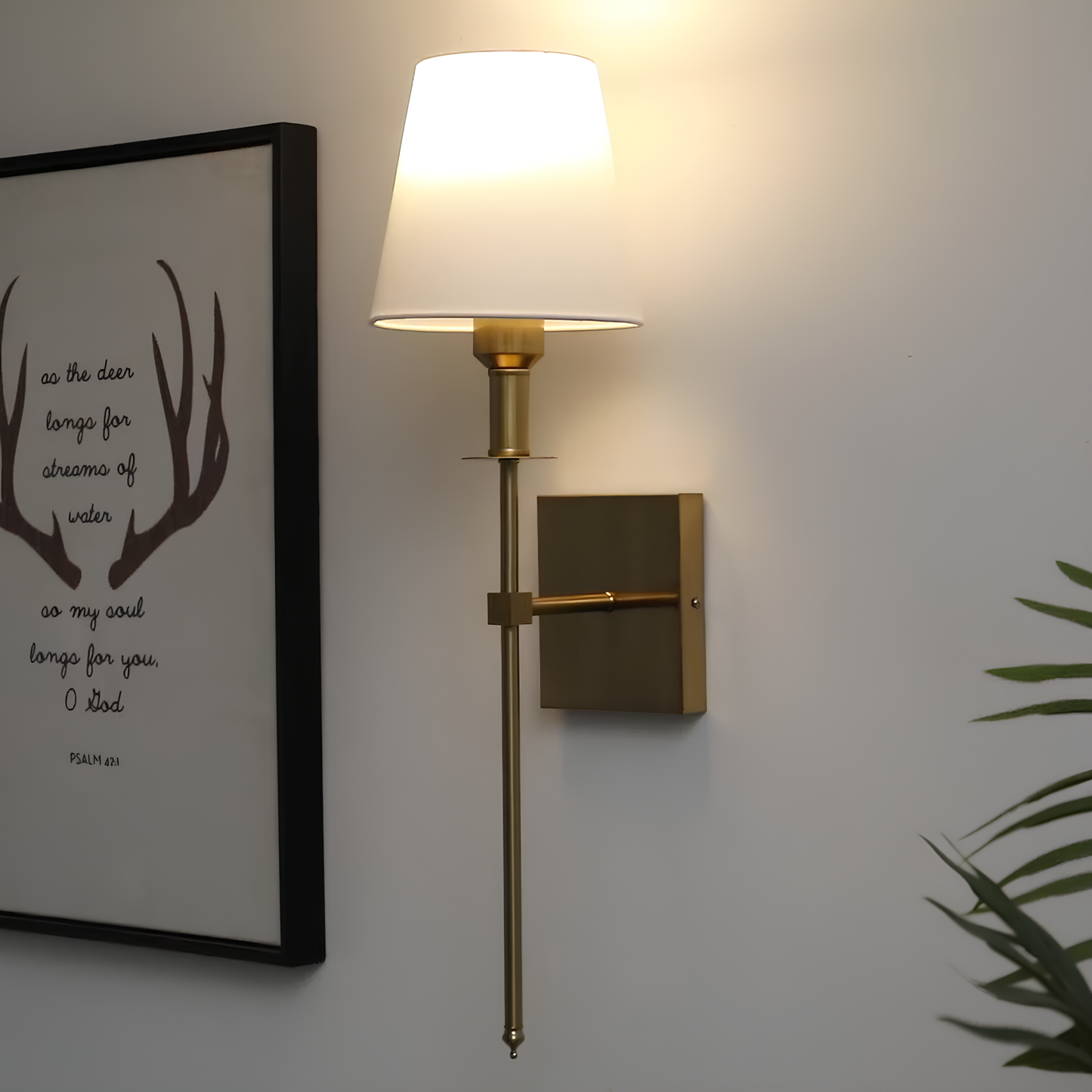 Classic Elegance Cordless Wall Light for Timeless Home Decor NaLani