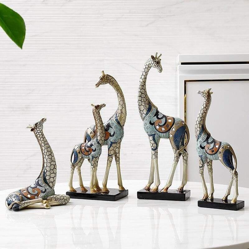 Elegant Giraffe Sculpture for Modern Home and Office Decor NALANI