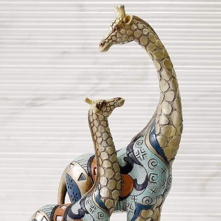 Elegant Giraffe Sculpture for Modern Home and Office Decor NALANI