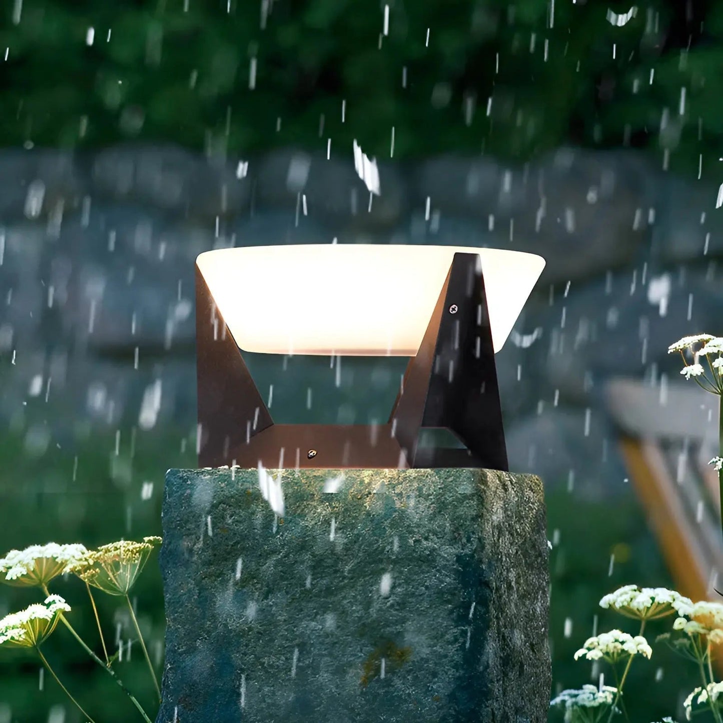 Japanese Style Solar Garden Lamp for Elegant Outdoor Lighting NaLani