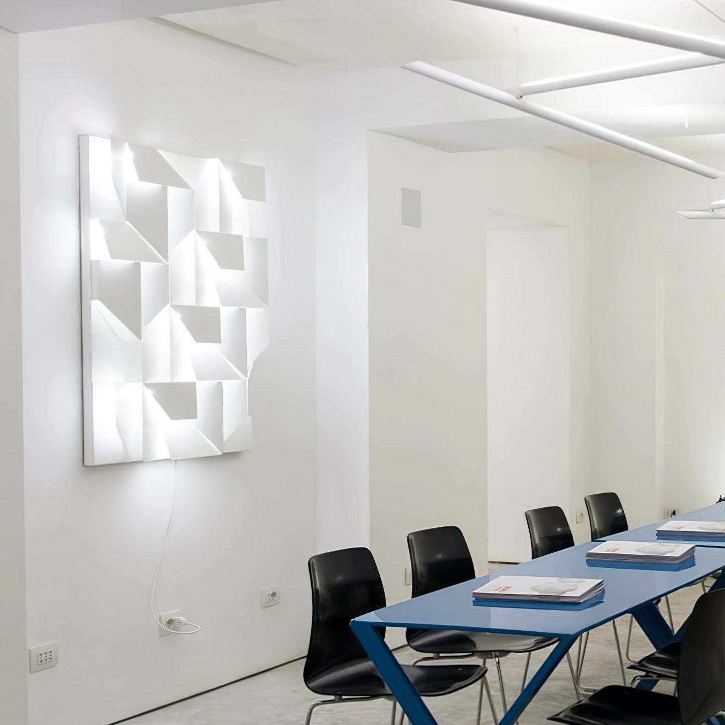 LED Diffused Aluminum Wall Sconce Matte White Modern NALANI