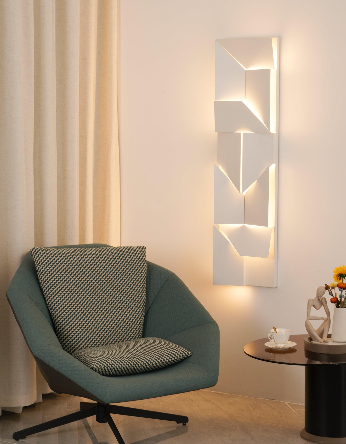 LED Diffused Aluminum Wall Sconce Matte White Modern NALANI