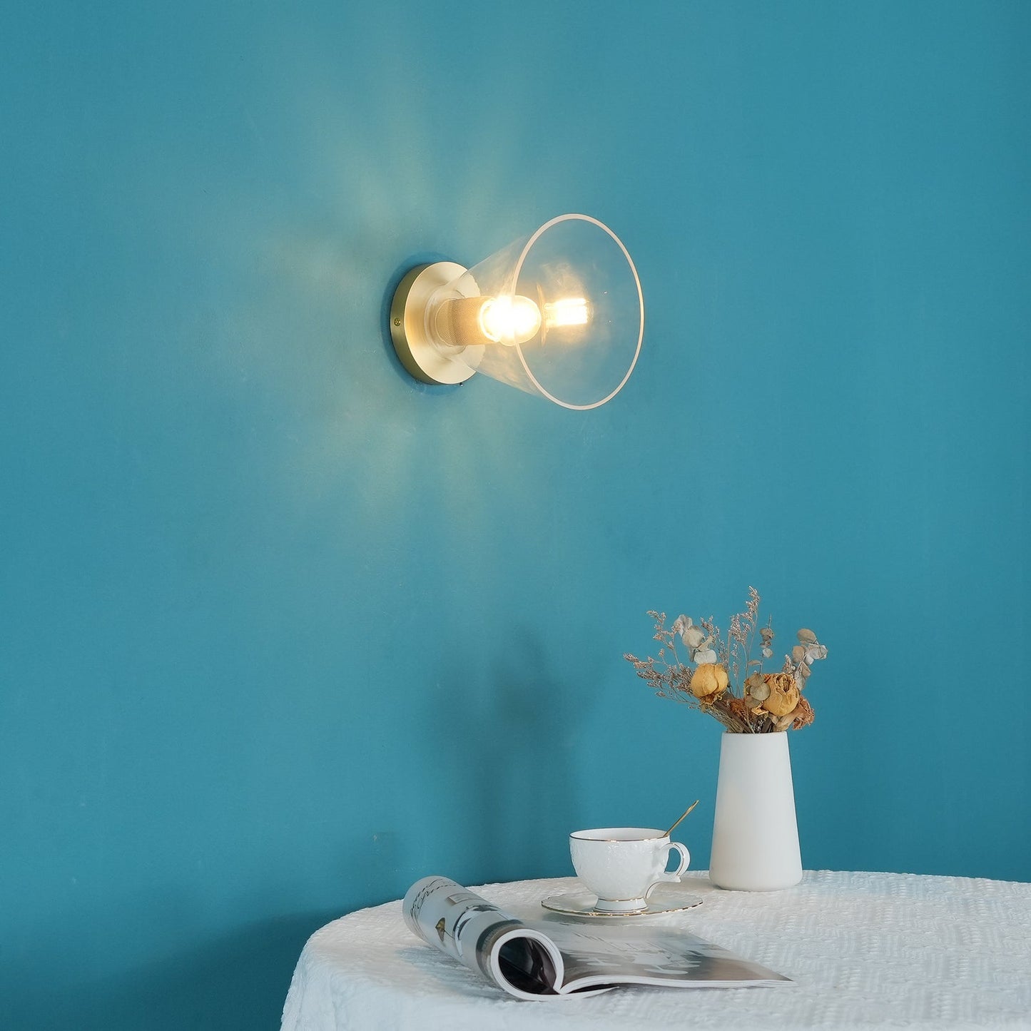 Minimalist Flush Mount Light With Glass Shade and Filament NALANI