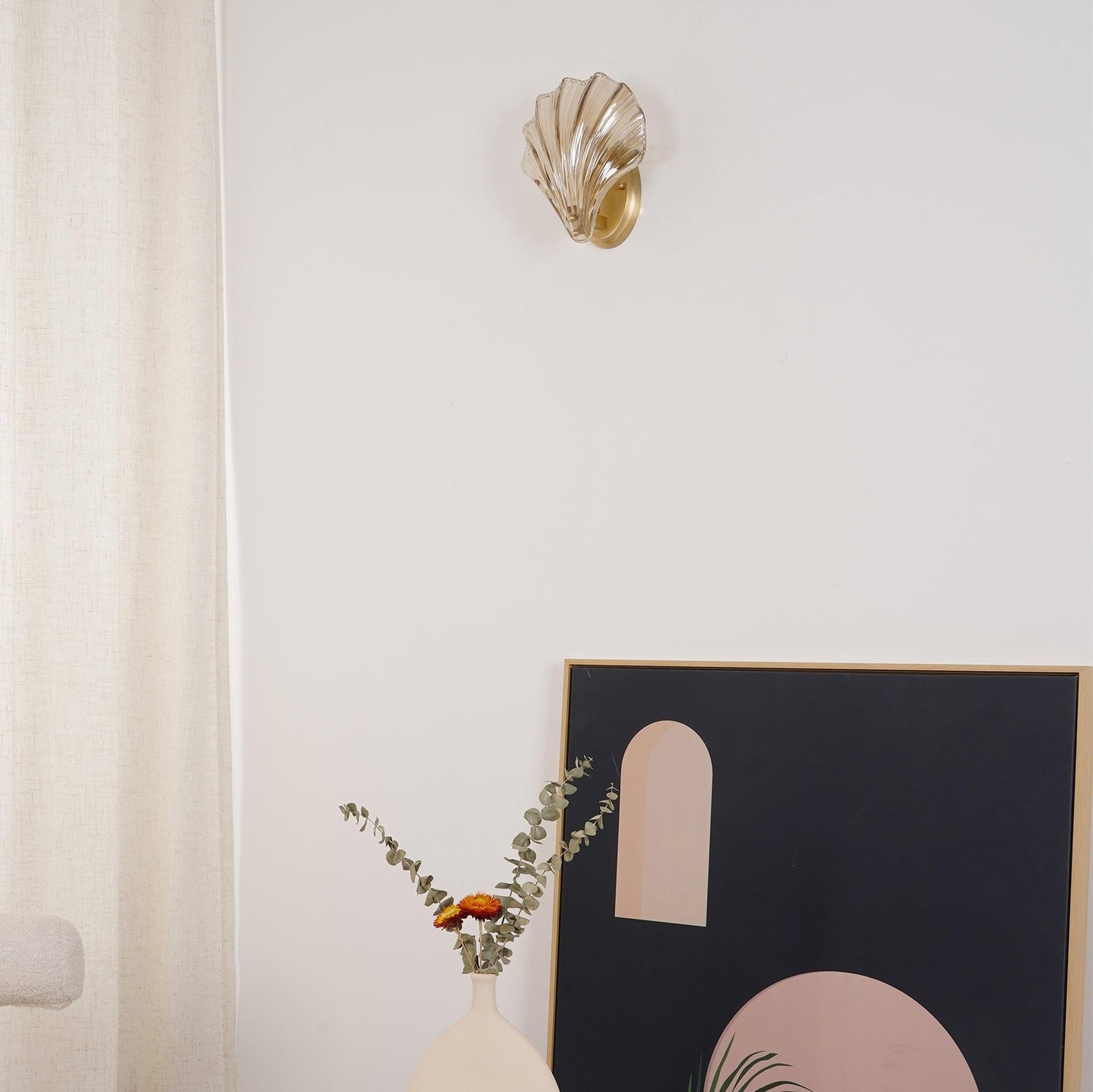 Shell Wall Light With Brass Finish Elegant Accent Lighting NALANI