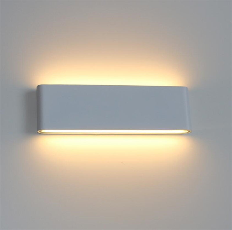 Waterproof Outdoor Wall Lamp with Weather Resistant Design Grey NaLani