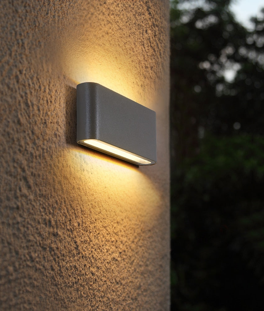 Waterproof Outdoor Wall Lamp with Weather Resistant Design NaLani