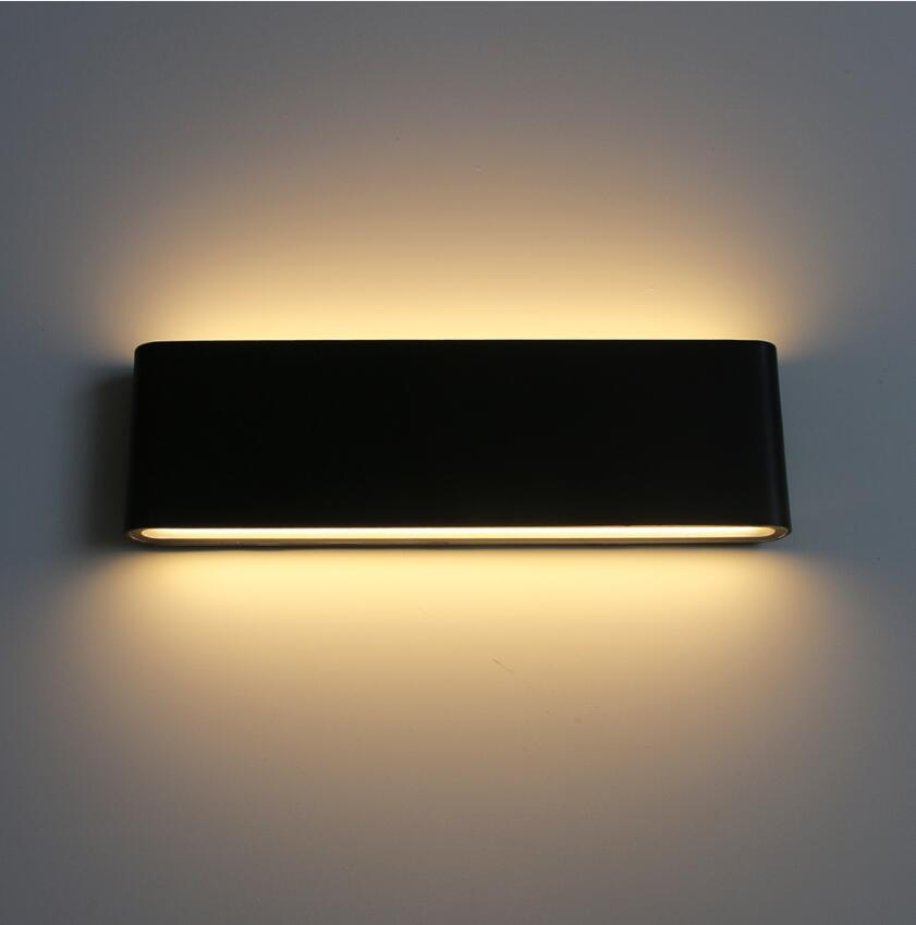 Waterproof Outdoor Wall Lamp with Weather Resistant Design NaLani