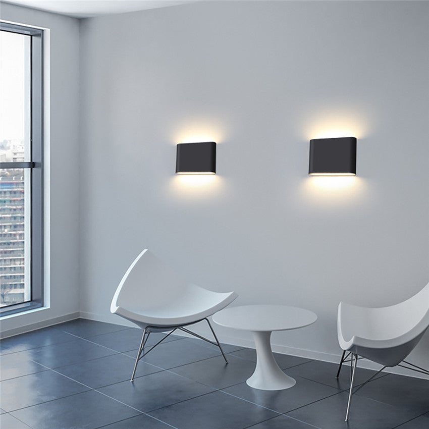 Waterproof Outdoor Wall Lamp with Weather Resistant Design NaLani