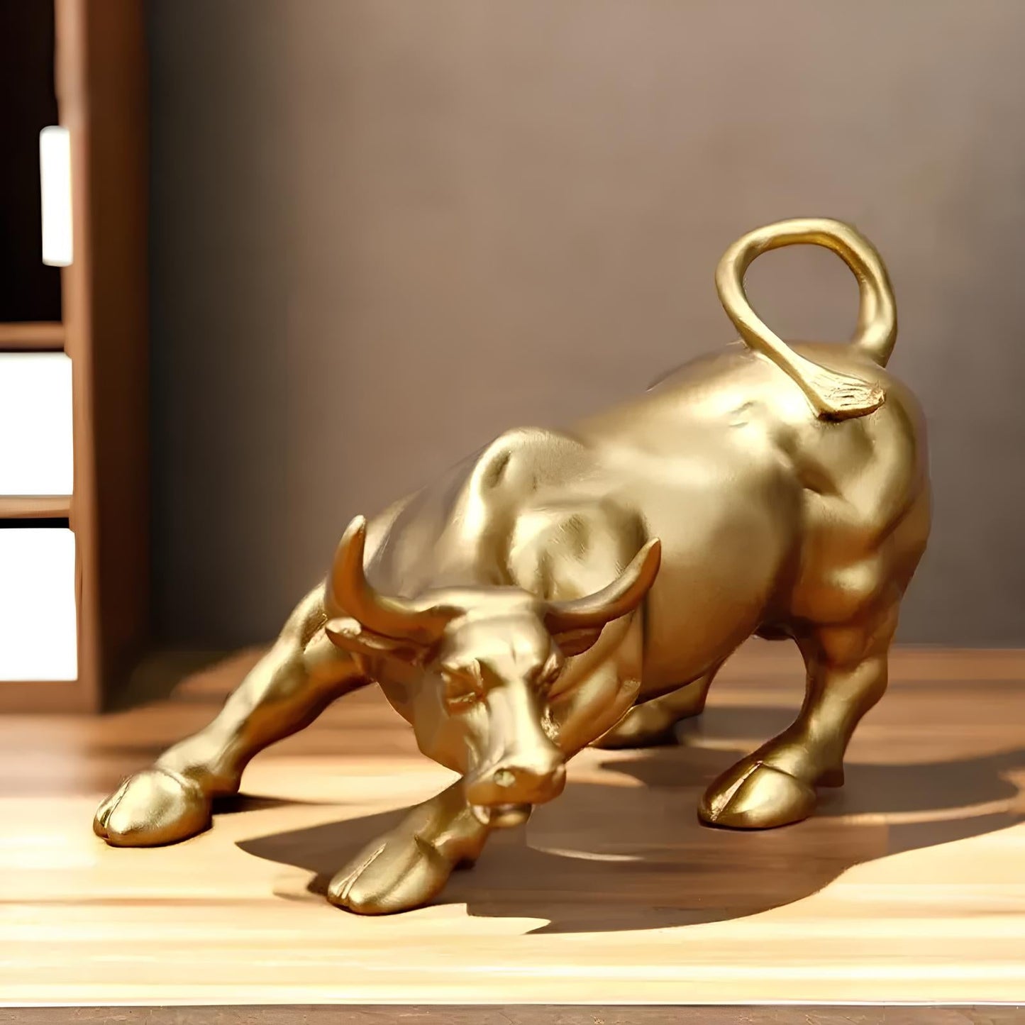 Elévo | Wall Street Bull Market Resin Ornament Feng Shui Wealth Figurine Gold NALANI