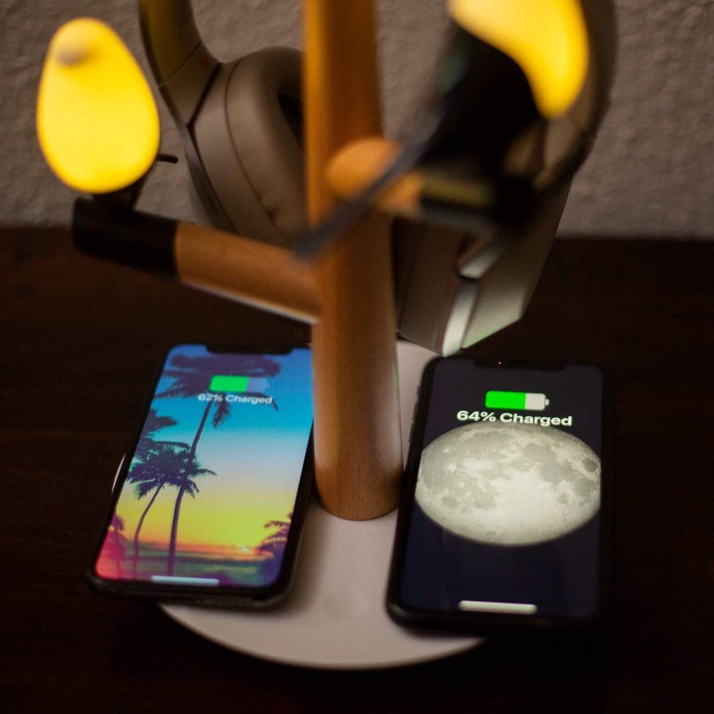 Versatile Table Lamp with Wireless Charging and Modern Design NaLani