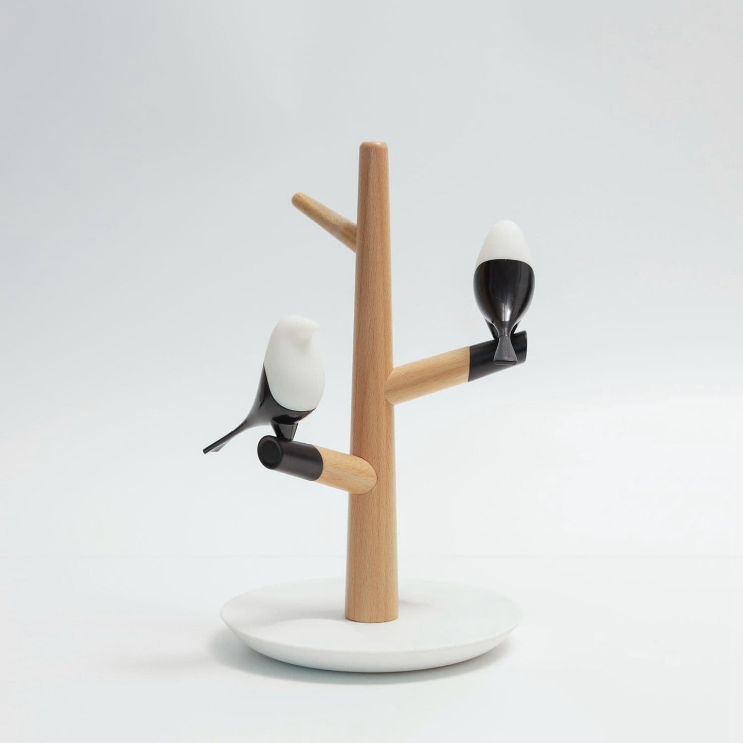 Versatile Table Lamp with Wireless Charging and Modern Design White base + Beech wood UK NaLani
