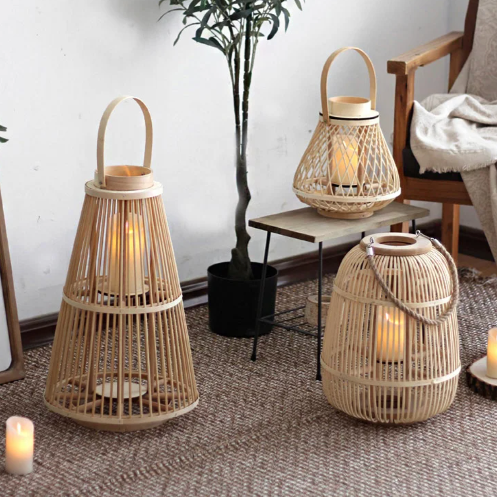 Diapole | Elegant Rotan Lantern for Cozy and Inviting Outdoor Spaces NaLani
