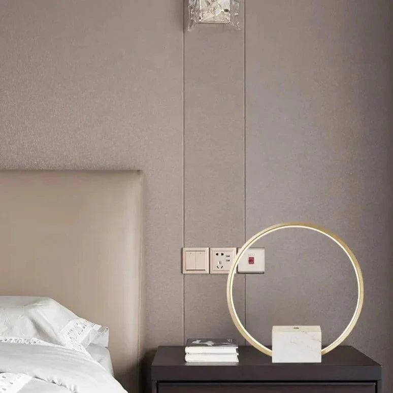 Minimalistic Ambient Copper Marble Lamp - White Gold NaLani