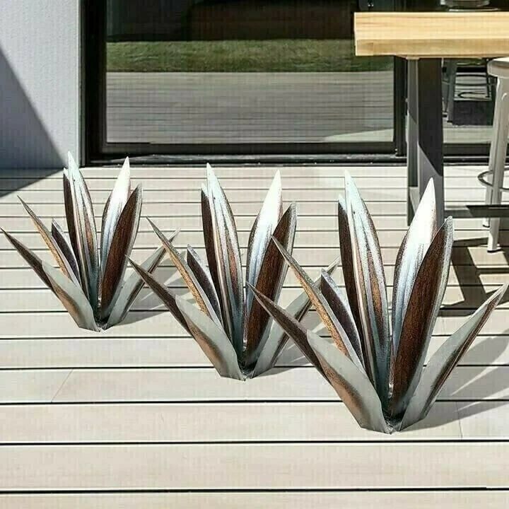 Anti-rust Metal Tequila Agave Plant NALANI