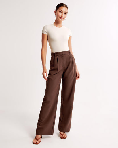 High Waist Pleated Leg Trousers With Tailored Fit For Women