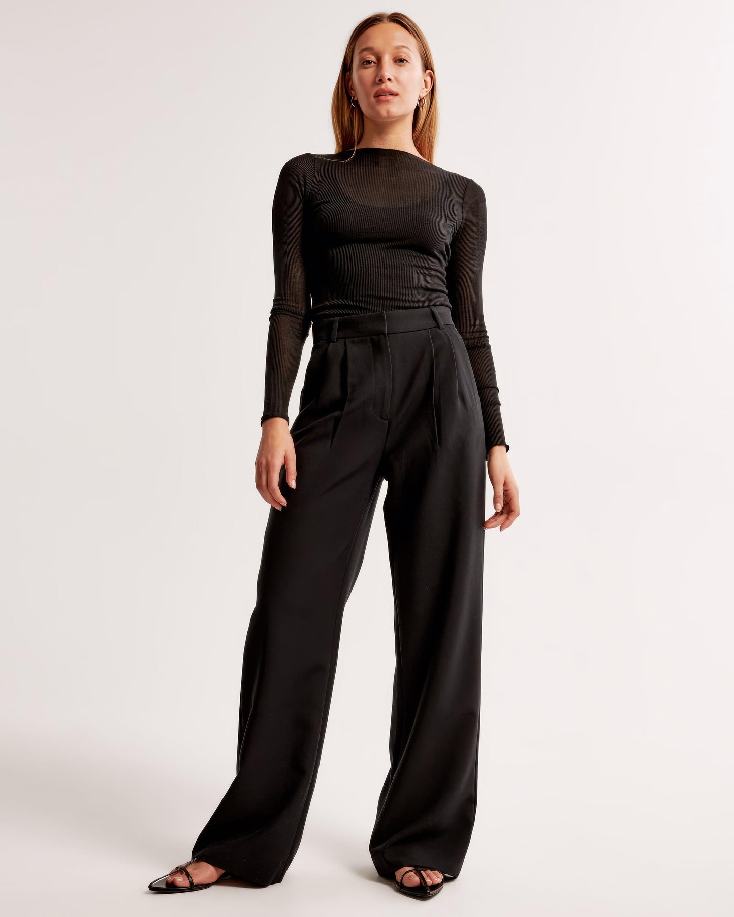 High Waist Pleated Leg Trousers With Tailored Fit For Women