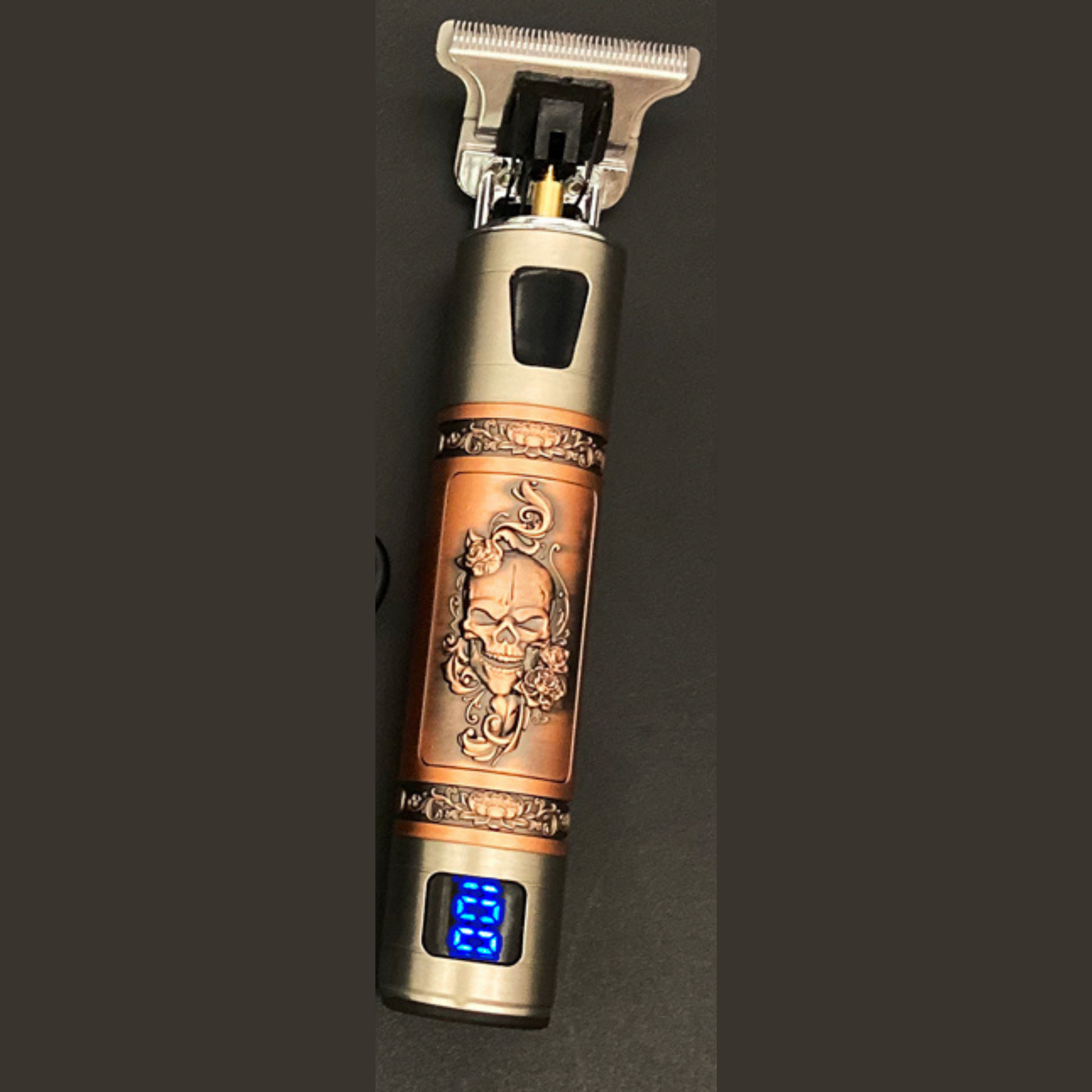 Rechargeable Vintage Barber Trimmer With Attachments Skull Brons - met Display NALANI