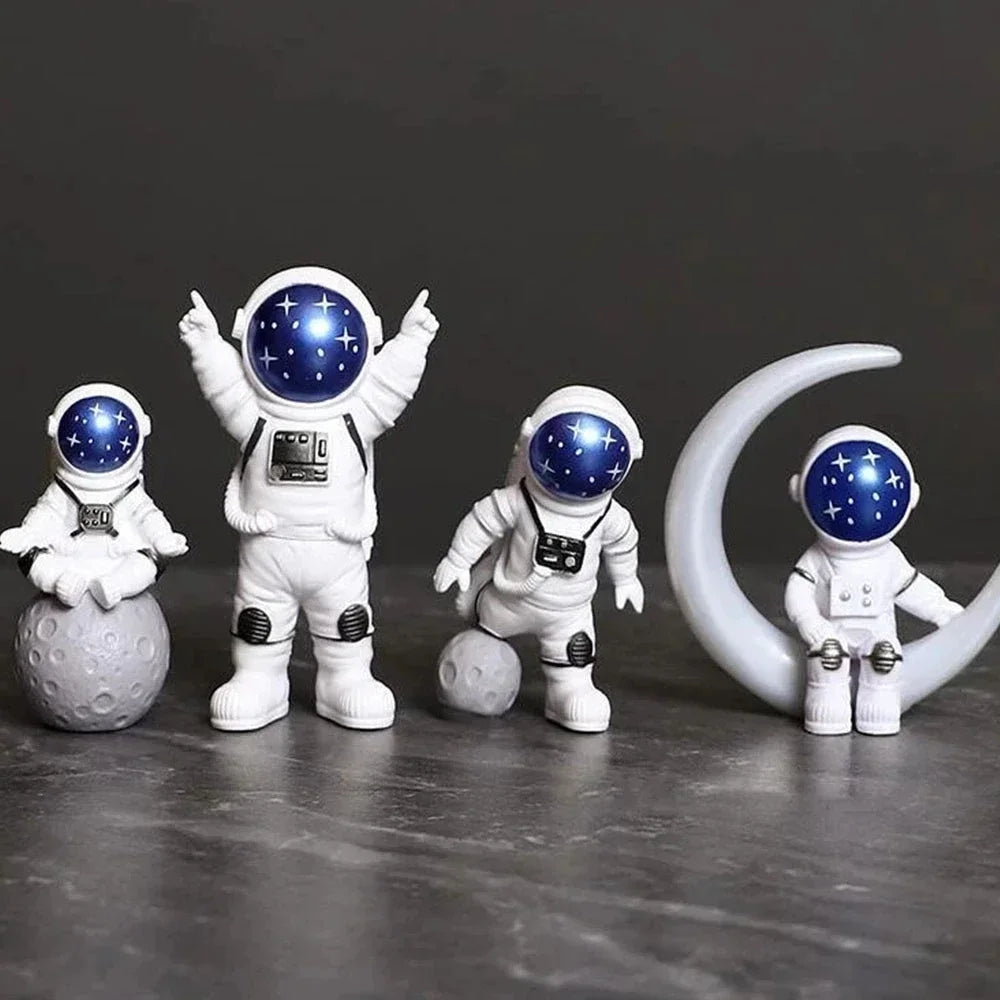 4 Piece Astronaut Figure Statue Figurine Educational Toy Home Decor NaLani