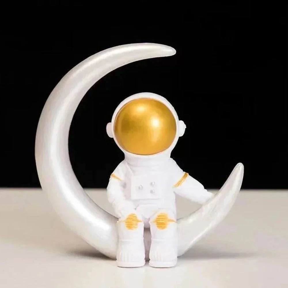 4 Piece Astronaut Figure Statue Figurine Educational Toy Home Decor NaLani