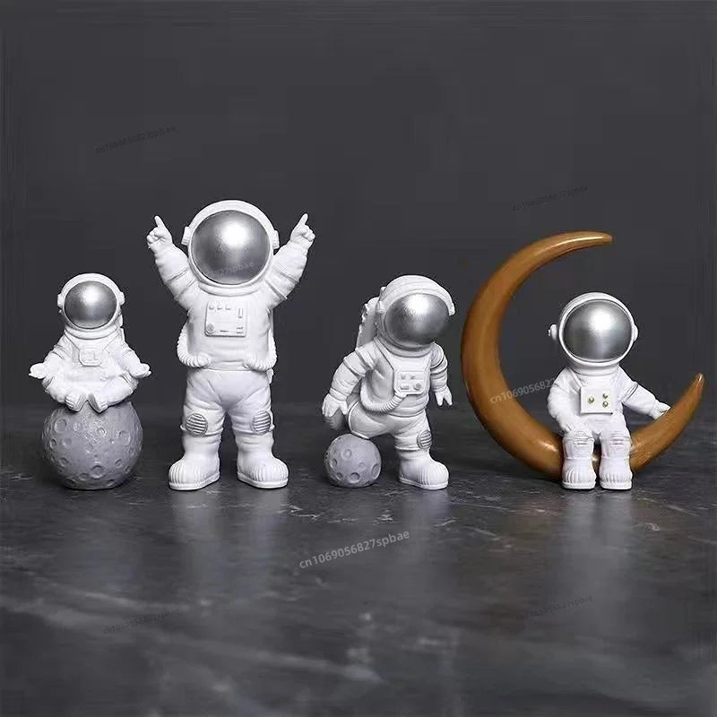 4 Piece Astronaut Figure Statue Figurine Educational Toy Home Decor Apollo Sliver 4pcs NaLani