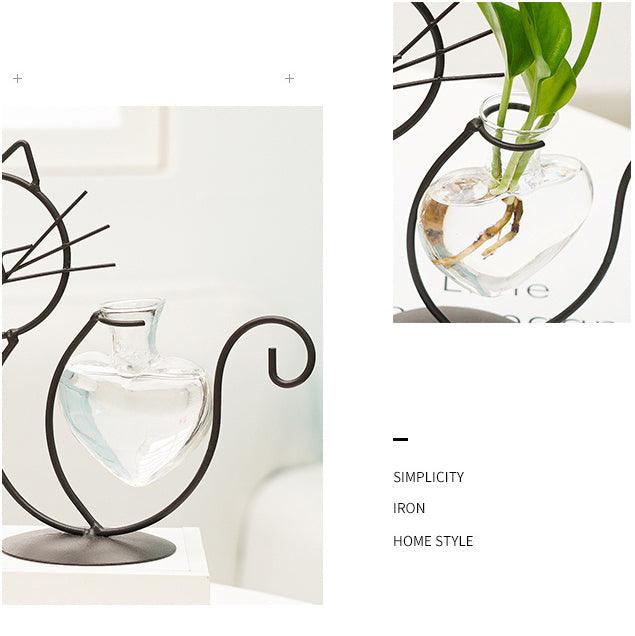 Iron Kitty Cat Propagation Station with Glass Heart Vase NaLani