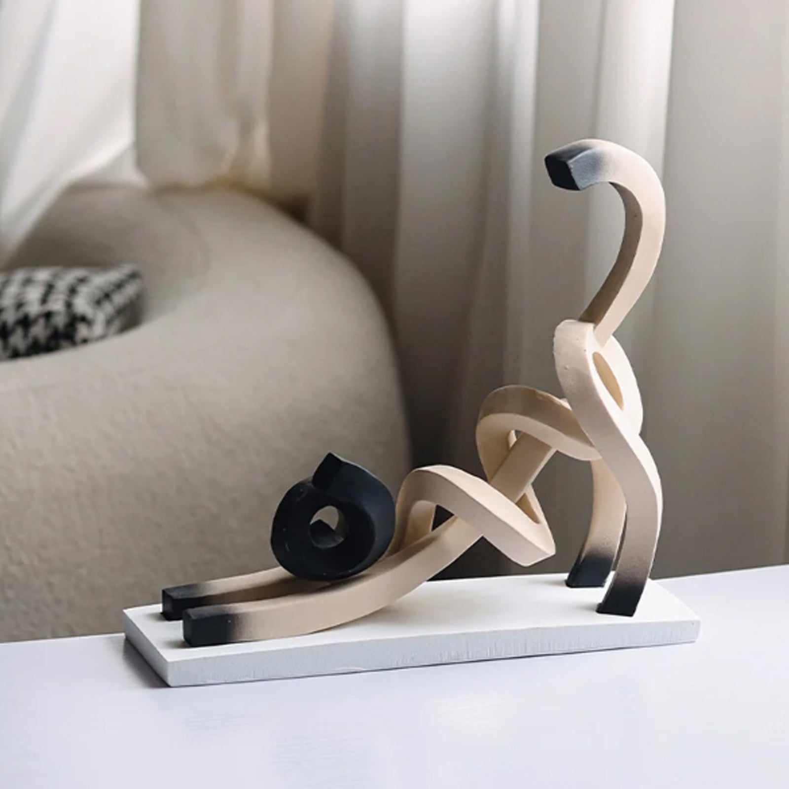 Abstract Minimalist Twisted Siamese Cat Sculpture for Home Decor NALANI
