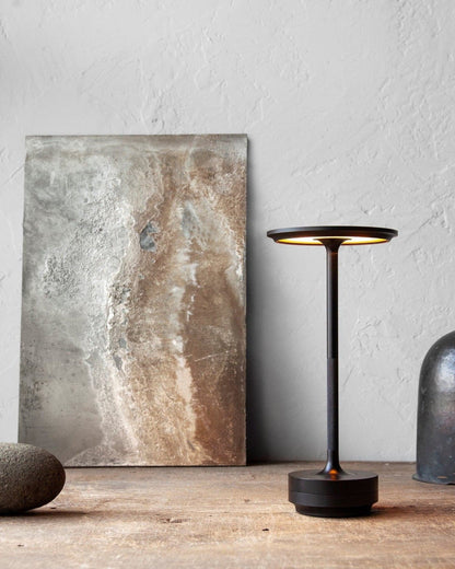 Cordless NordicLight table lamp | Dimmable and USB rechargeable NALANI