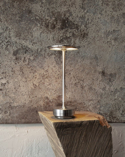 Cordless NordicLight table lamp | Dimmable and USB rechargeable NALANI