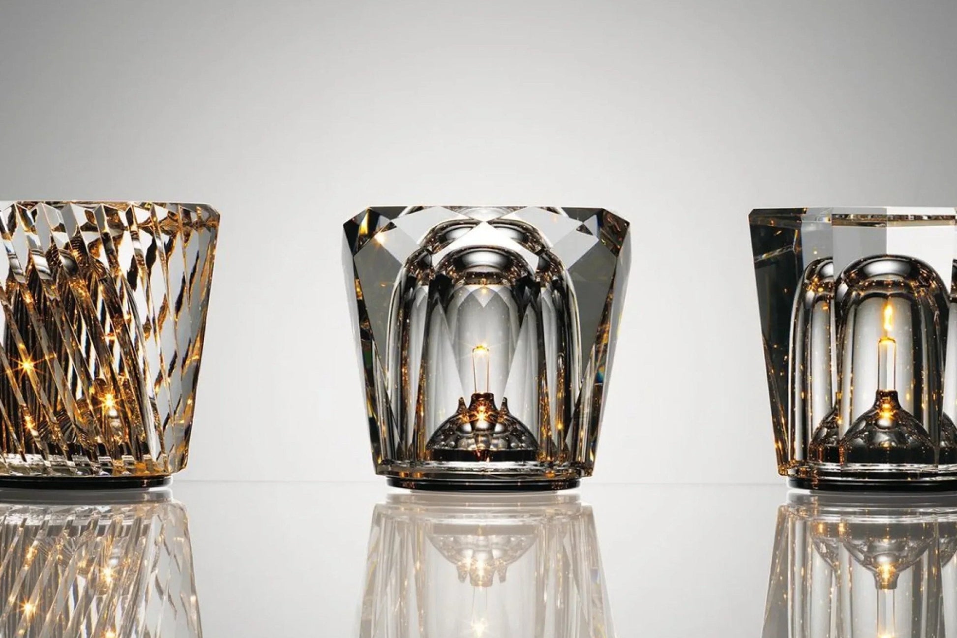 Luxurious Rechargeable Diamond Crystal LED Tile Lamp NaLani