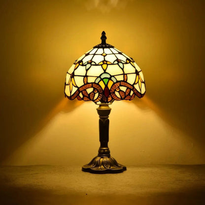 Antique Stained Glass Lamp for Timeless Elegance and Warm Glow NaLani