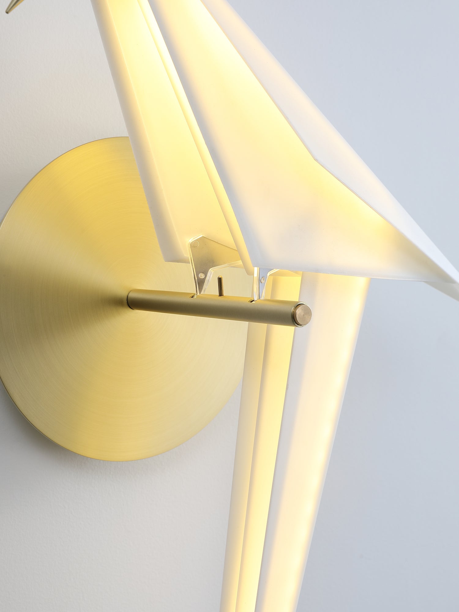 Bird Design Wall Lamp With Touch Swing For Ambient Lighting NALANI