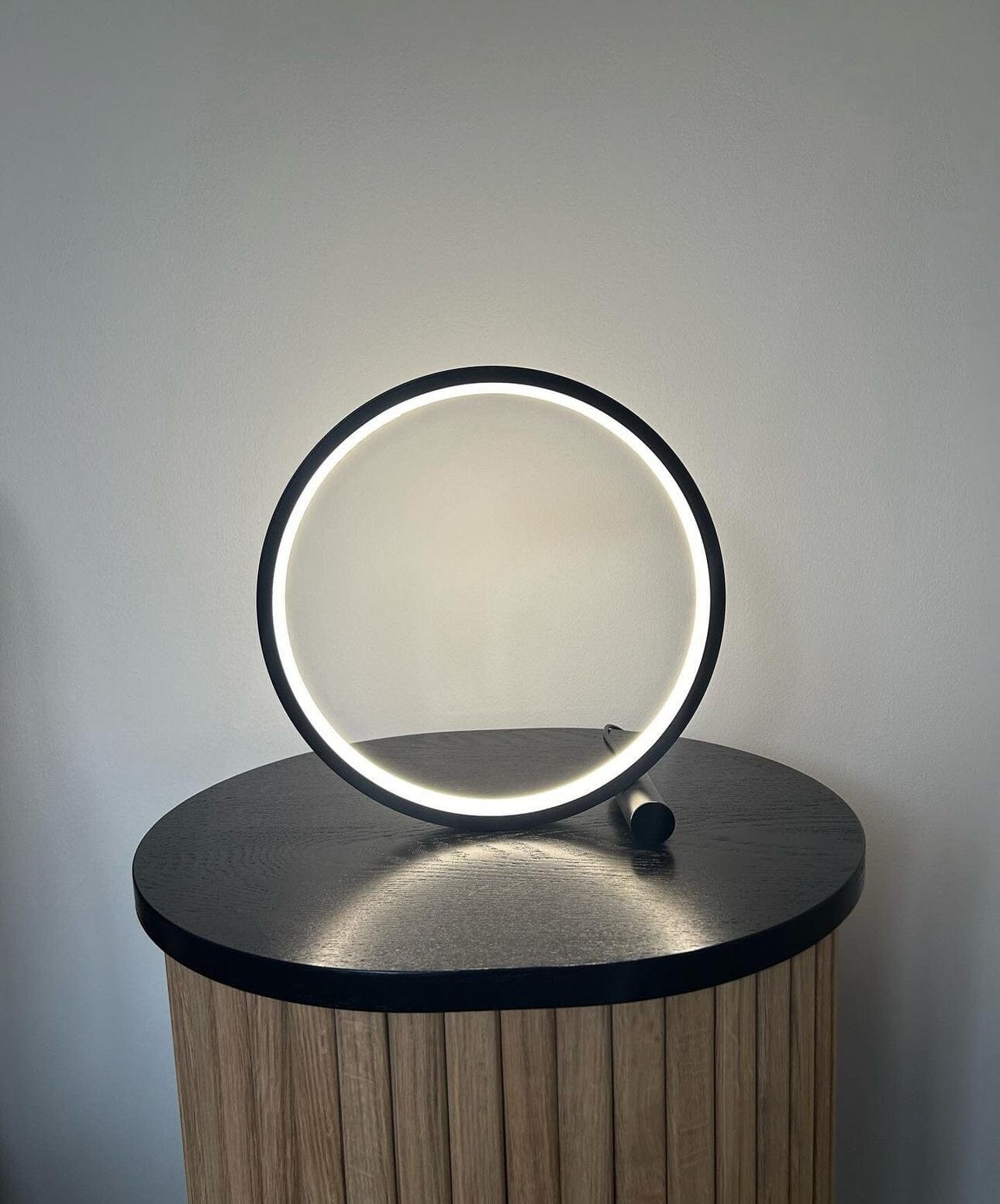 Circle LED Touch Lamp Metal Acrylic Modern Desk Light Black Cold Light NALANI