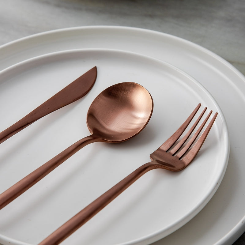 Elegant Golden Minimalist Cutlery Set For Modern Dining NALANI