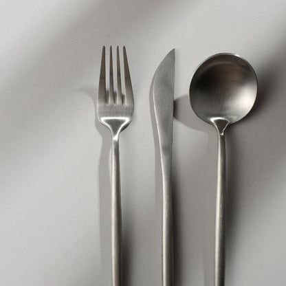 Elegant Golden Minimalist Cutlery Set For Modern Dining NALANI